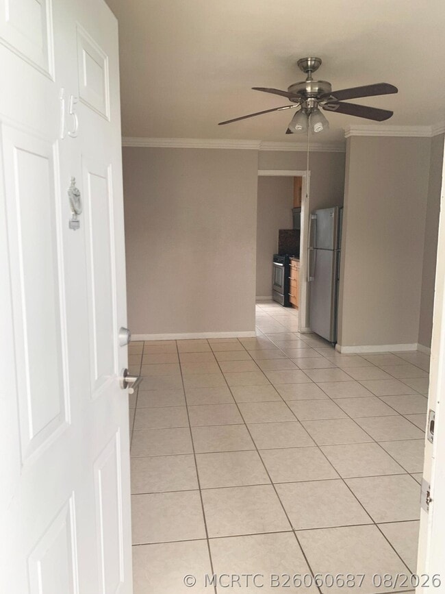 Photo - 555 SW 16th Ave Unit 15