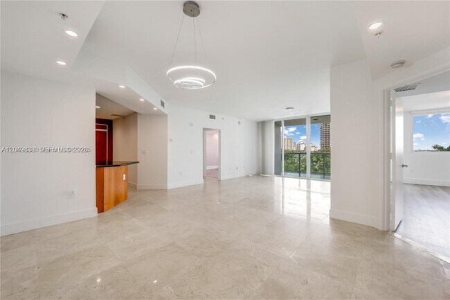 19400 Turnberry Way Unit 321