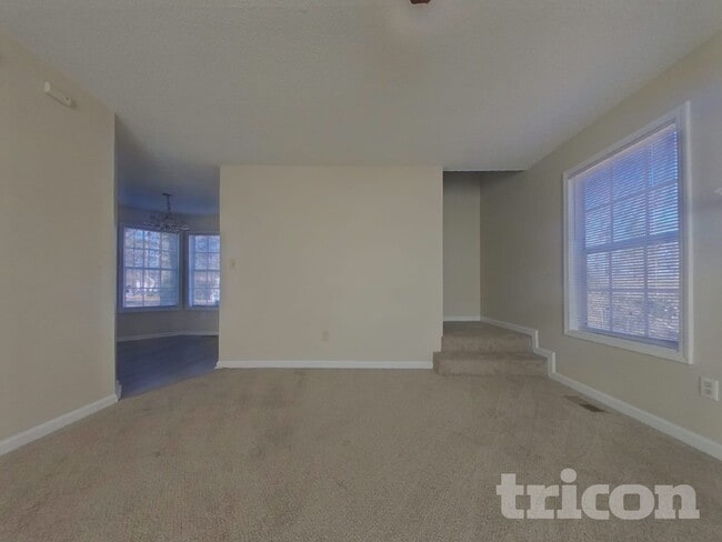 Photo - 6300 Holborne Ln