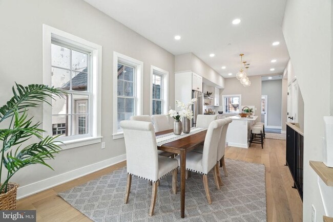 Photo - 345 E Gorgas Ln