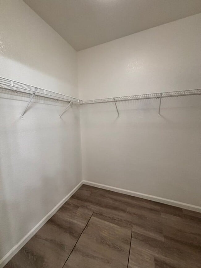 Photo - 1024 Westcreek Ln