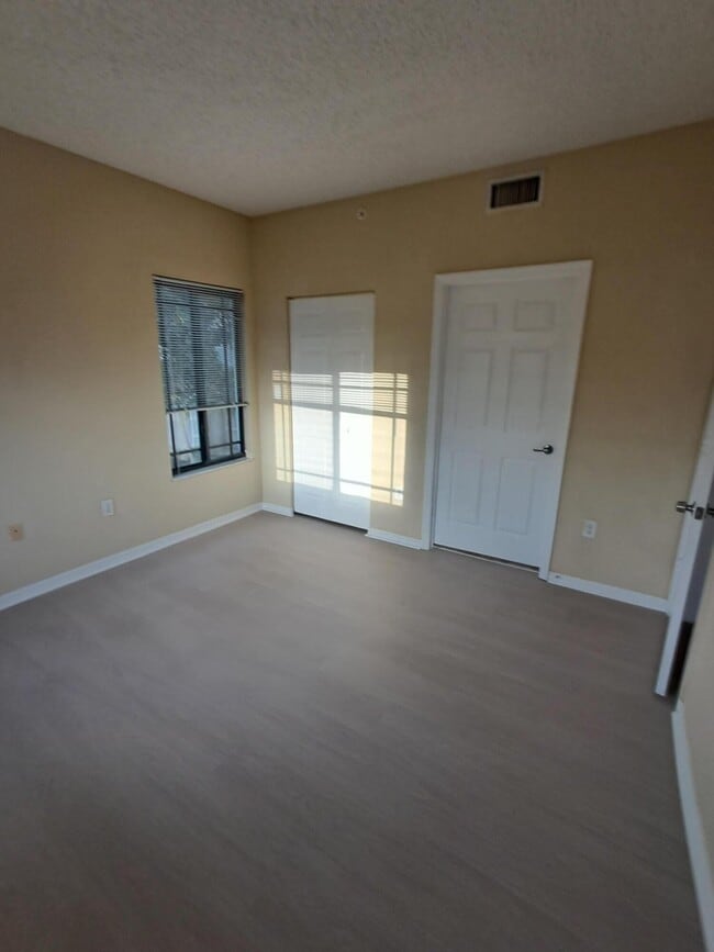 Photo - 2807 Veronia Dr Unit 101