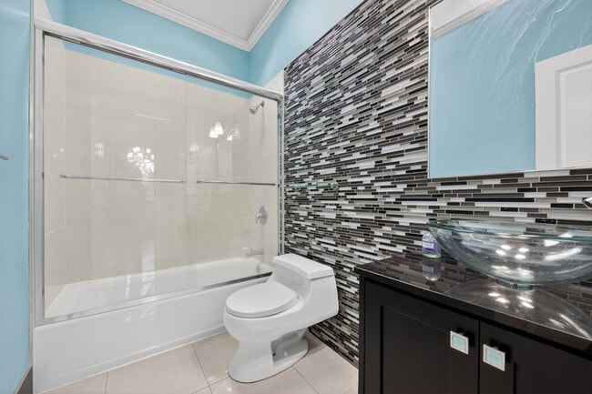 Photo - 19 Hilltop Pl