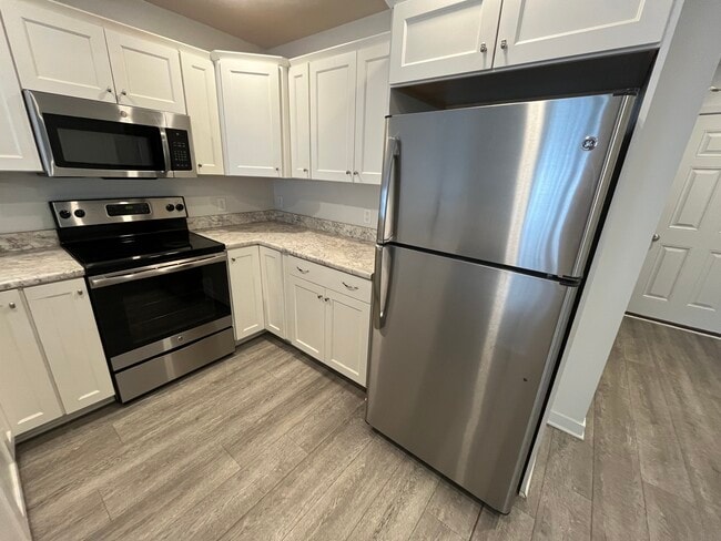 Photo - 3641 Andover Ln