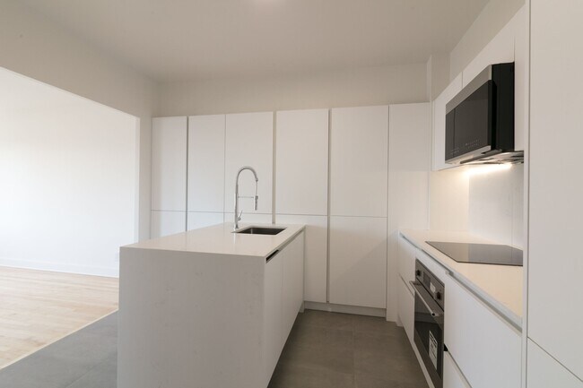 Photo - 3495 Rue de la Montagne Unit 903