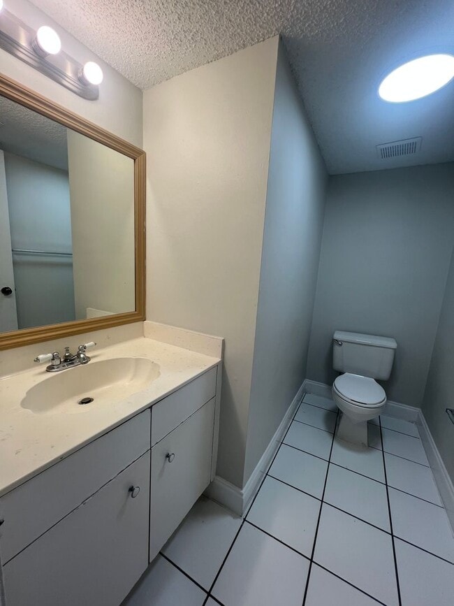Photo - 11584 NW 39th St Unit 11584 - Brooklyn