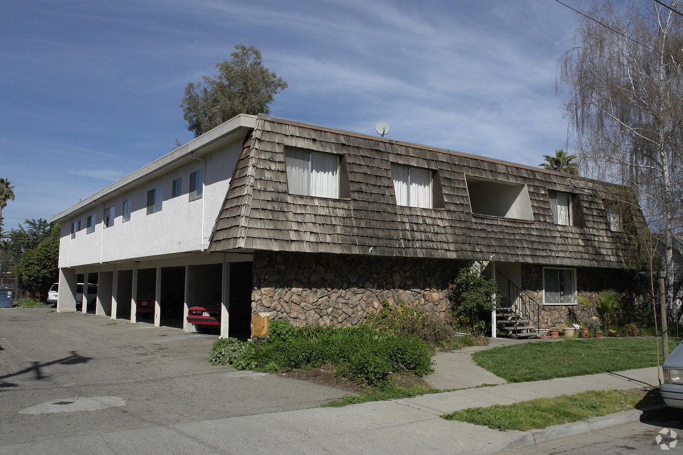 Photo - 4801 Harrison St