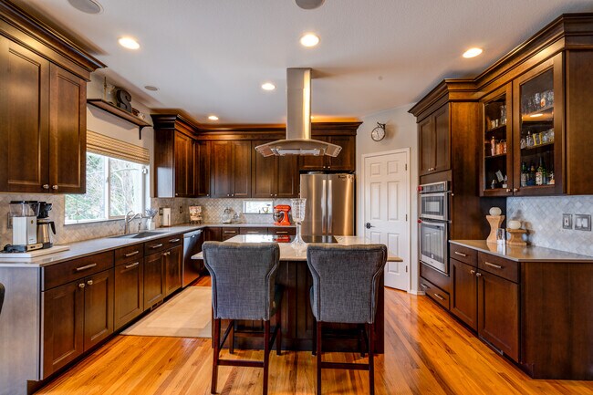 Photo - 5613 Bridlespur Ridge Pl