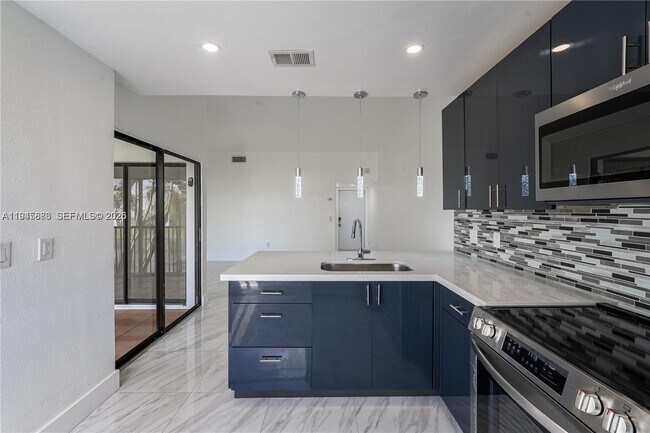 Photo - 1031 Adams Ave Unit 1031I