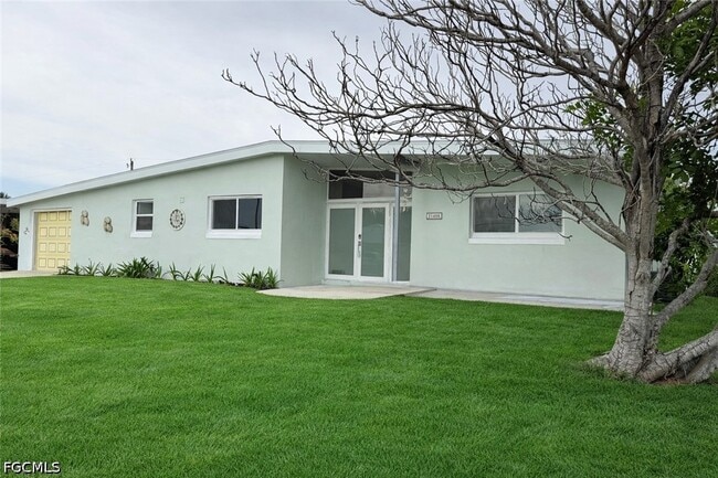 Building Photo - 21484 Edgewater Dr