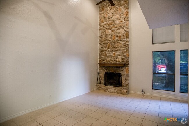 Building Photo - 813 Old Ranch Rd 12 Rental