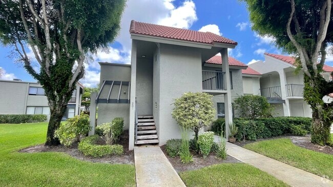 Building Photo - 5540 Fairway Park Dr Unit 201 Rental