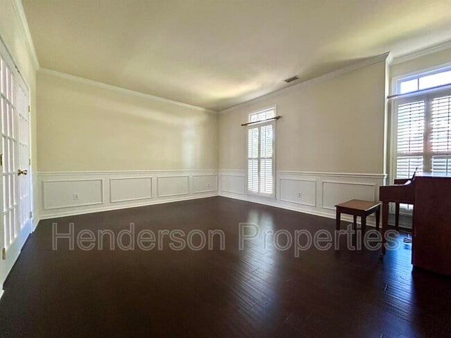 Photo - 332 Walnut Point Dr