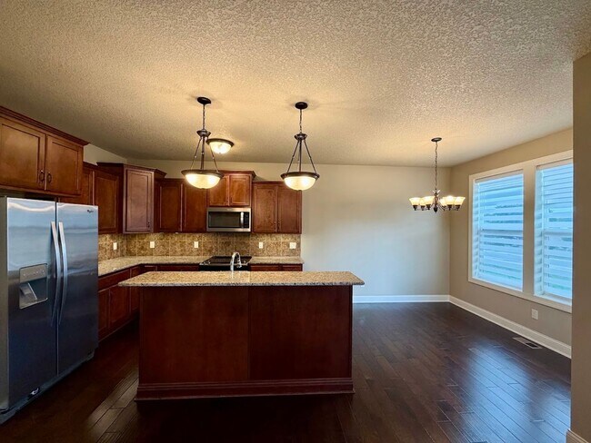2717-2721 London Dr Unidad 2721 London Dr