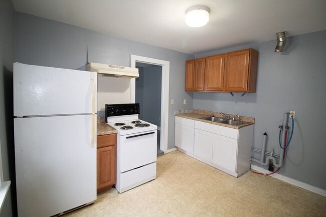 207 Maple St Unit 3