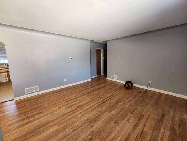 Photo - Charming 2 Bed 1 Bath in Park Hill!