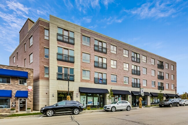 Photo - 555 Roger Williams Ave