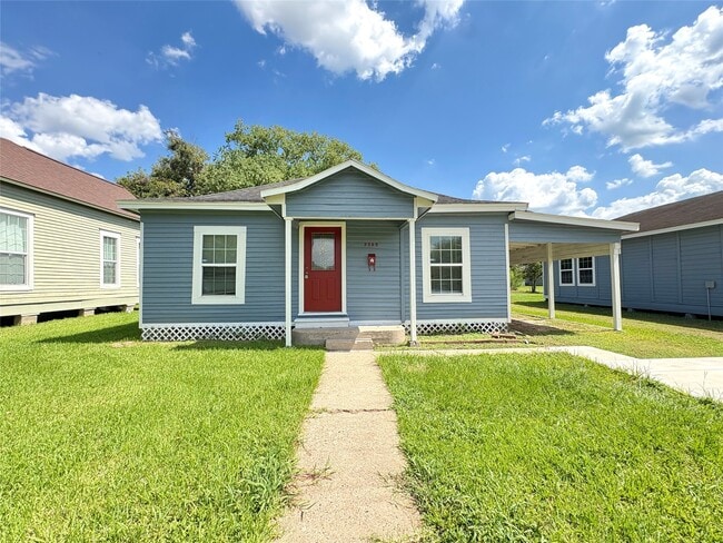 Photo - 2505 Avenue E