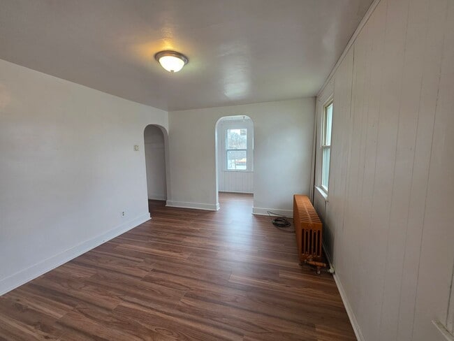 Photo - 4 bedroom 1 bathroom apartment for rent in Clairton PA