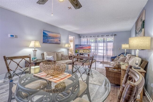 Photo - 13714 Mission Oaks Blvd Unit 13714