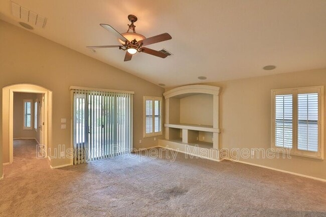 Photo - 1280 E Heather Dr