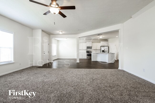 Photo - 7240 Lockford Walk N