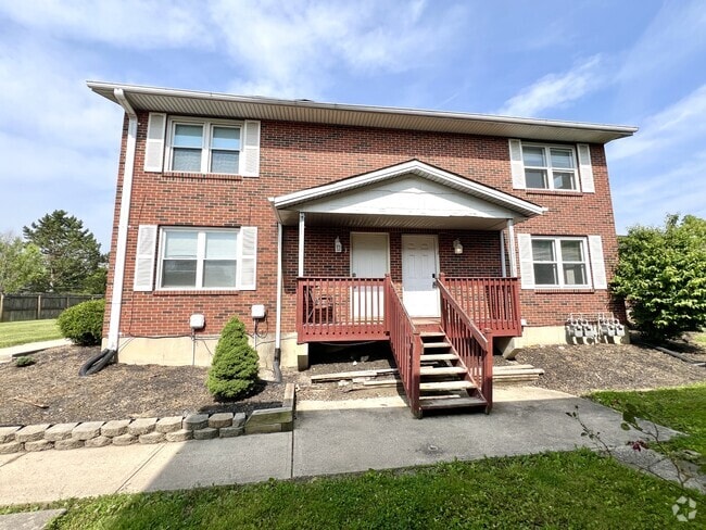 Building Photo - 705 Gordon Smith Blvd Rental