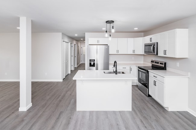 Photo - 1020 Pansy St