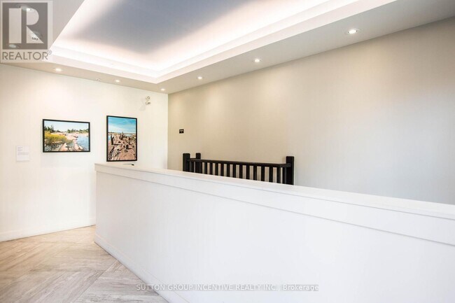 Photo - 306 Essa Rd Unité 308