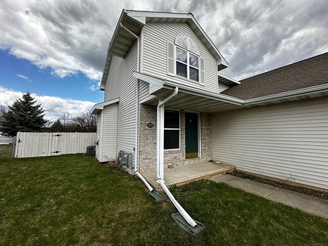 Photo - 1525-1527-1527 O Keefe Rd