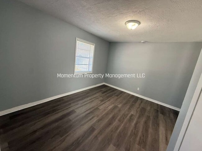 Photo - Beautiful 3/2 Home by the water!! READY NOW!