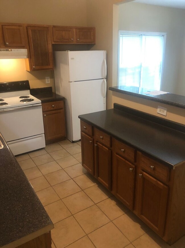 115 Holly Rd NW