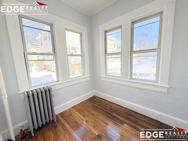 Photo - 232 Foster St Unit 1