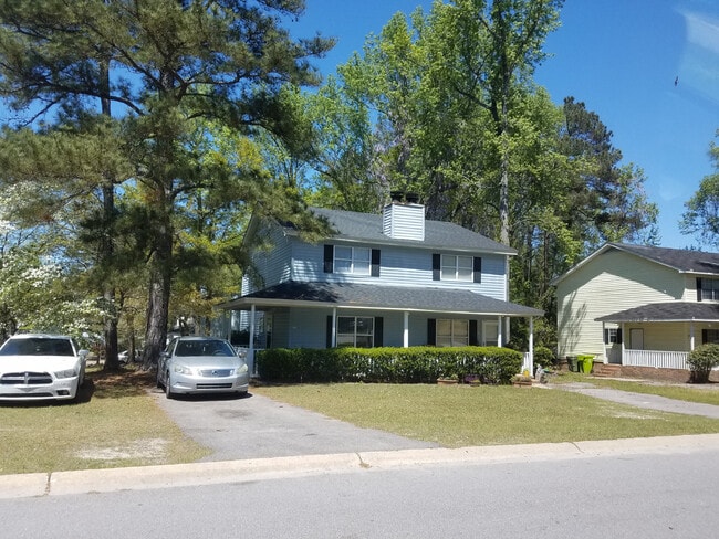 Photo - Updated townhouse