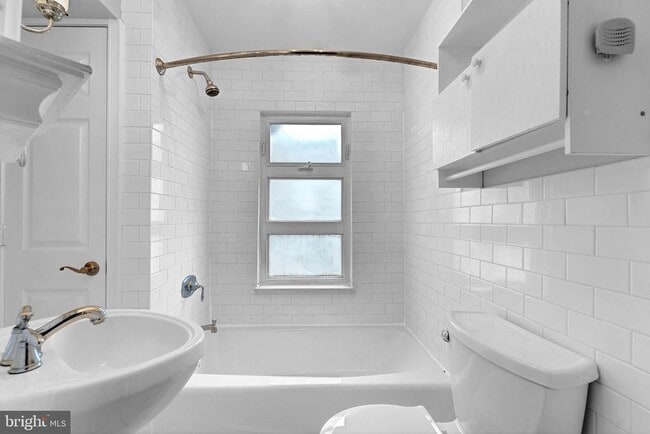 Photo - 1613 Laurel St