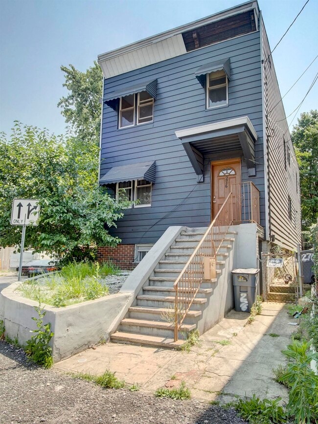 Building Photo - 276 Van Wagenen Ave Unit 1