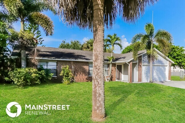 Photo - 253 SW Tulip Blvd