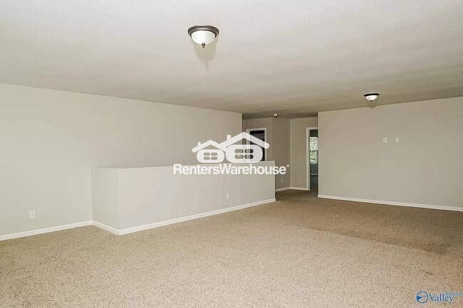 Photo - 123 Forestbrook Dr