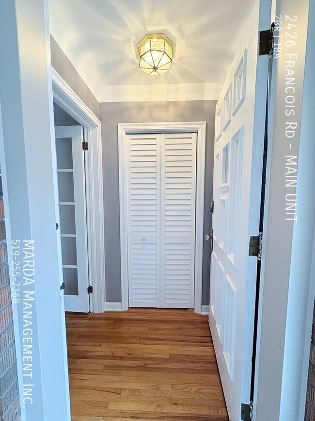 Photo - BEAUTIFUL 2 BED/1 BATH MAIN UNIT - EAST WINDSOR PLUS 60% OF UTILITIES Unit MAIN