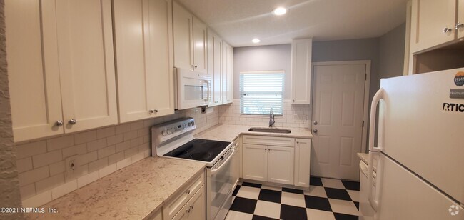 Building Photo - 1083 Willow Branch Ave Rental