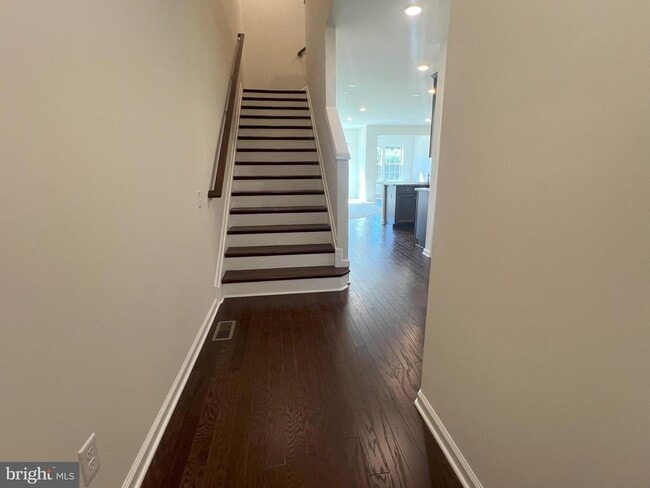 Photo - 312 Milton Stamp Dr