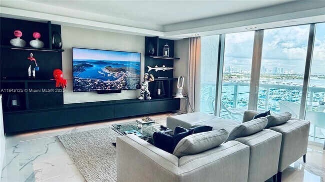 Photo - 1000 South Pointe Dr Condo Unit 1706