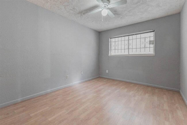 Photo - 12702 Fern Forest Dr