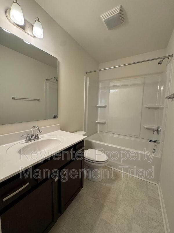 Photo - 5021 Red Poll Dr