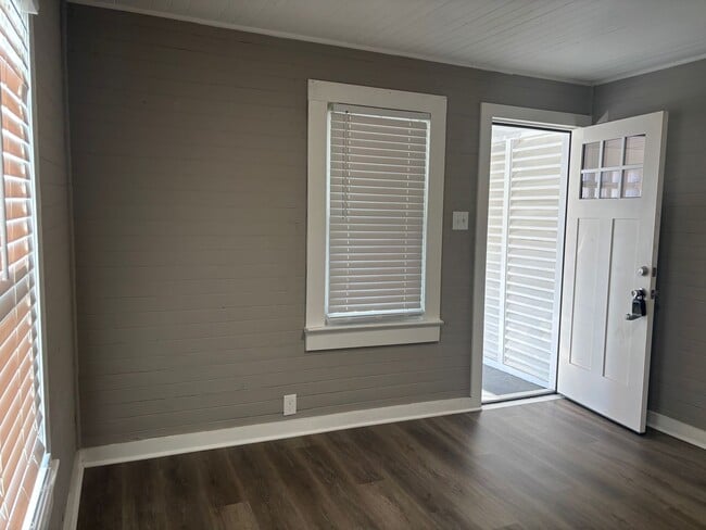 Photo - 1095 Unidad 413-B HAY ST