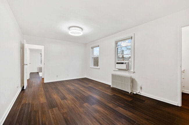 Photo - 836 Thorn St