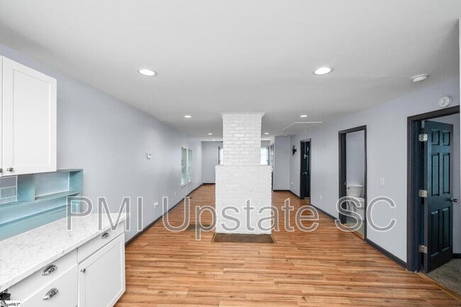 Photo - 249 E Hampton Ave