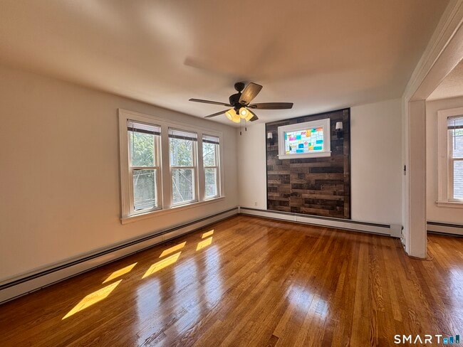 Photo - 73 Brooklawn St Unit 3