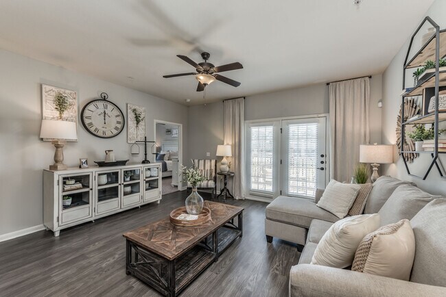 woodland lakes apartments magnolia tx