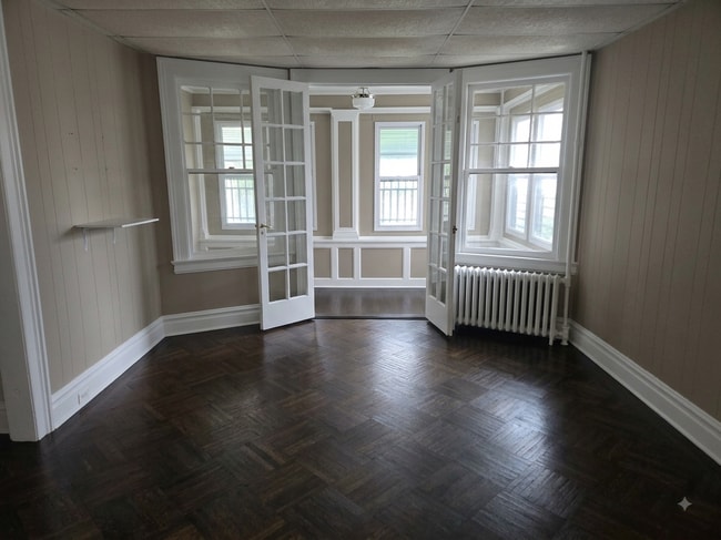 8 Farley Ave Unit 1